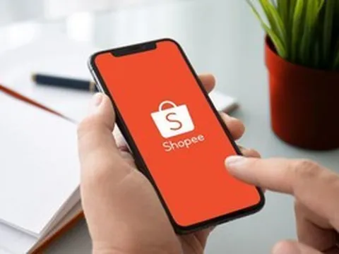 Yêu cầu Shopee không áp dụng các loại phí mới
