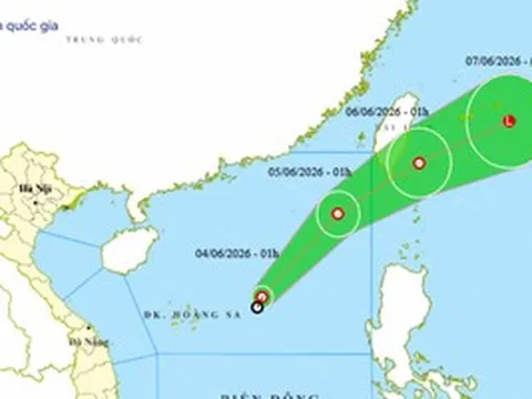 Xuất hiện áp thấp nhiệt đới đầu tiên trên Biển Đông, có ảnh hưởng tới nước ta?