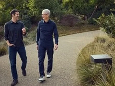 Tim Cook chỉ còn vài tháng làm CEO Apple: Canh bạc AI cuối cùng trước ngày chuyển giao quyền lực