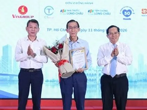 Báo Người Lao Động trao giải 3 cuộc thi viết: Cuộc "đối thoại" bất ngờ, đầy cảm xúc