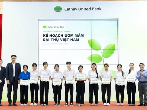 Cathay United Bank tăng cường phát triển thanh thiếu niên tại Việt Nam thông qua "Kế hoạch ươm mầm đại thụ" năm thứ 18 và giáo dục kiến thức tài chính