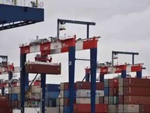 Mỹ siết chặt nhập khẩu thiết bị công nghệ Trung Quốc