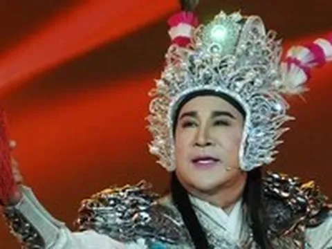 Kim Tử Long hé lộ live show ‘khủng’ với hơn 100 diễn viên tham gia