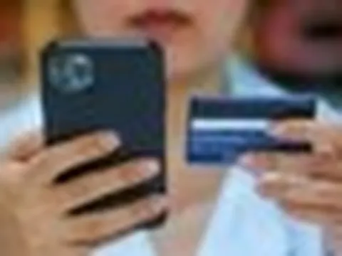 Ngân hàng phải cung cấp những dữ liệu khách hàng gì cho cơ quan thuế?