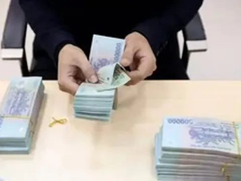 Vì sao người dân thích gửi tiền ngân hàng?