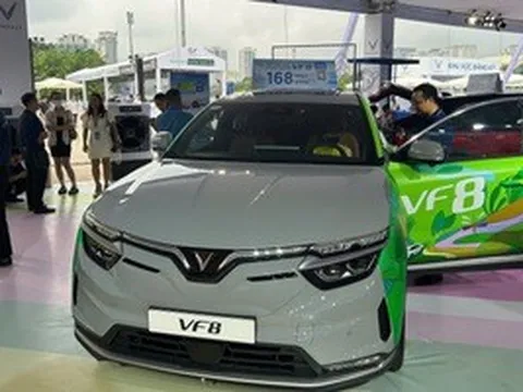 Miễn lệ phí trước bạ đến năm 2030, người mua xe điện tiết kiệm cả trăm triệu đồng