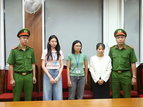 Vụ án kẹo Kera liên quan Quang Linh Vlogs, Hằng Du Mục: Khởi tố hoa hậu Thùy Tiên