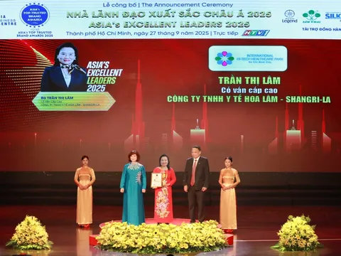 Bà Trần Thị Lâm nhận giải 'lãnh đạo xuất sắc châu Á 2025'