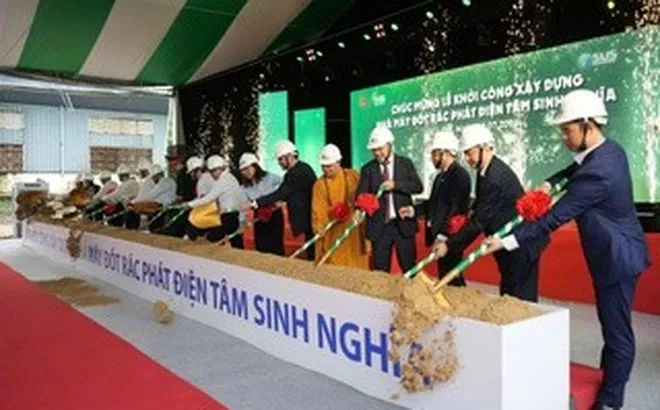 Phá vỡ vòng luẩn quẩn của bài toán rác thải